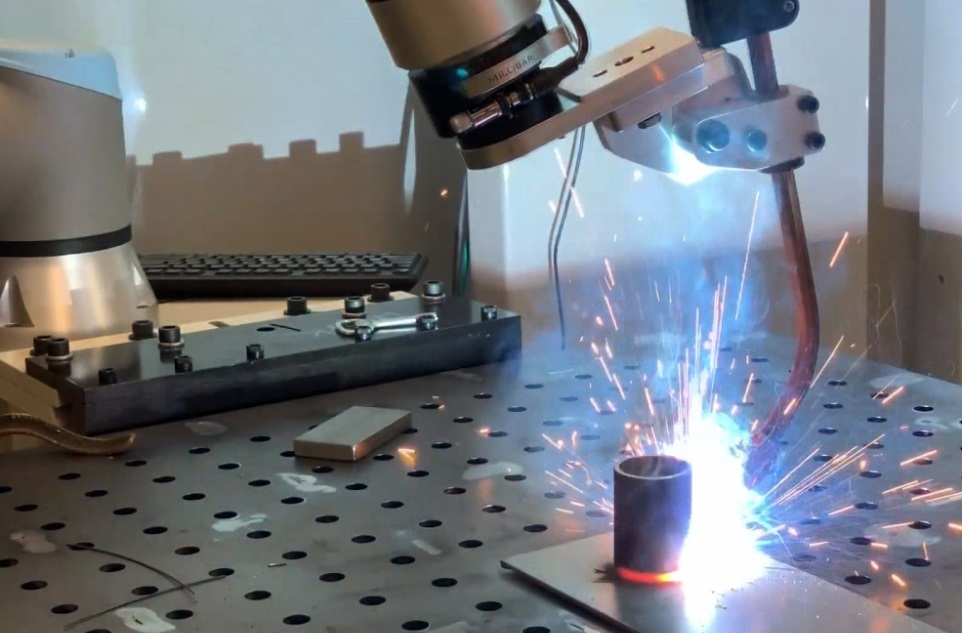 robot welding of sheet metal parts, Smart factory vietnam